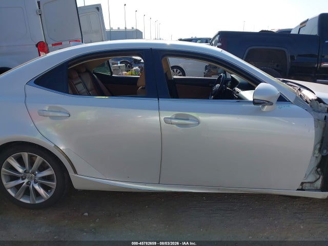 45782659 :رقم المزاد ، JTHBA1D21G5026870 vin ، 2016 Lexus Is 200t مزاد بيع