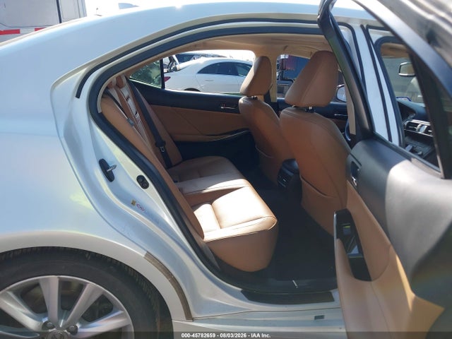 45782659 :رقم المزاد ، JTHBA1D21G5026870 vin ، 2016 Lexus Is 200t مزاد بيع