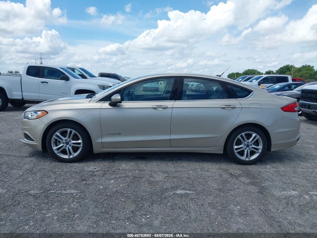 Продажа на аукционе авто 2018 Ford Fusion Hybrid S, vin: 3FA6P0UU9JR122754, номер лота: 45782692