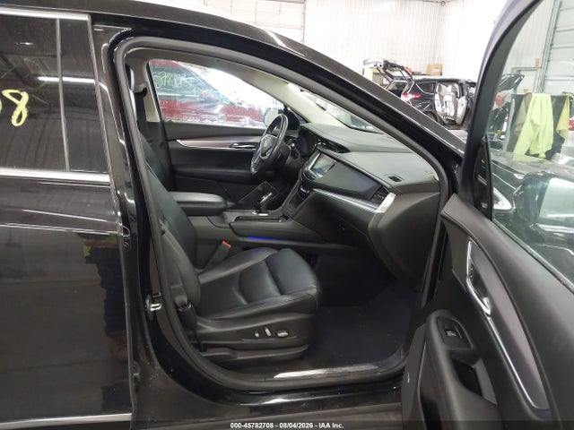 Продажа на аукционе авто 2017 Cadillac Xt5 Luxury, vin: 1GYKNDRS1HZ176885, номер лота: 45782708
