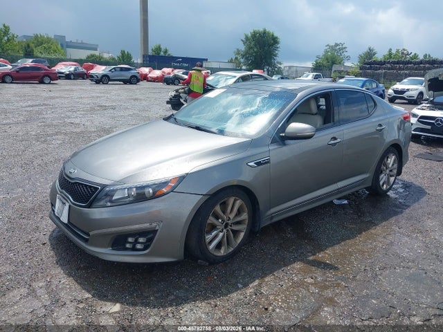 KIA Optima 2015 5XXGR4A63FG369859 Image 2