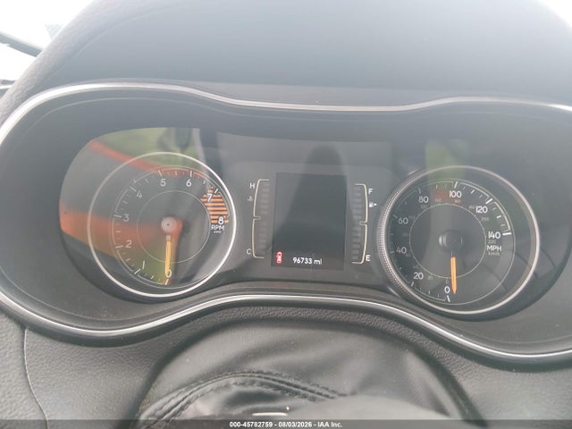 45782759 :رقم المزاد ، 1C4PJMCX7KD155264 vin ، 2019 Jeep Cherokee Latitude 4x4 مزاد بيع