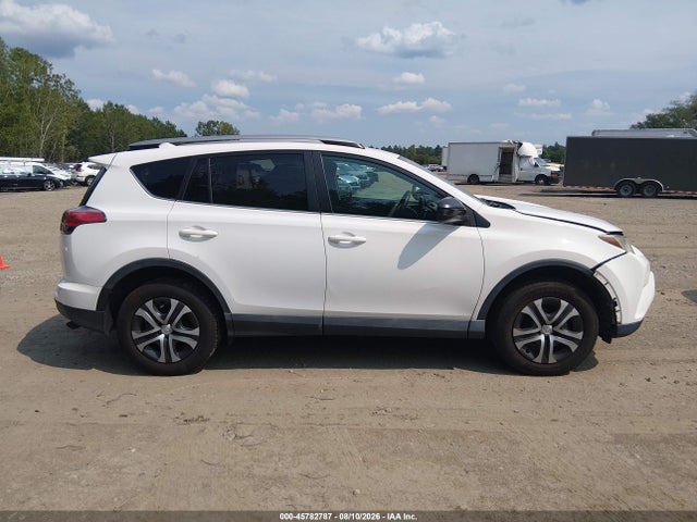Продажа на аукционе авто 2017 Toyota Rav4 Le, vin: 2T3BFREV2HW633235, номер лота: 45782787