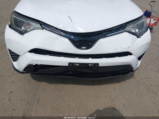 Продажа на аукционе авто 2017 Toyota Rav4 Le, vin: 2T3BFREV2HW633235, номер лота: 45782787