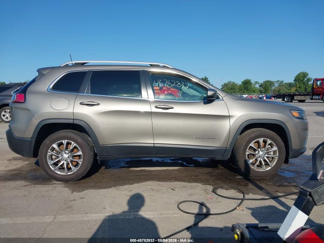 45782832 :رقم المزاد ، 1C4PJMMX3MD185685 vin ، 2021 Jeep Cherokee Latitude Lux 4x4 مزاد بيع