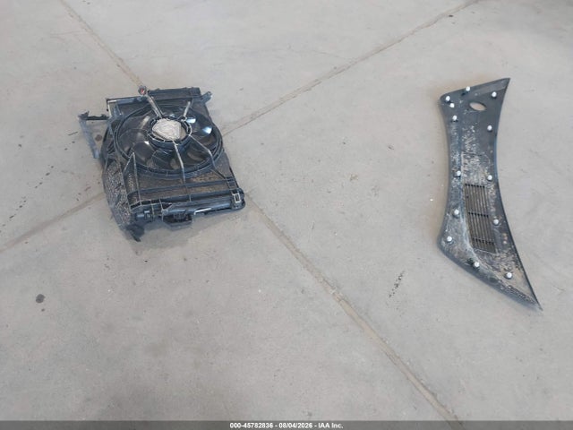 5YJ3E1EC3NF176895 Tesla Model 3 Performance Dual Motor All-wheel Drive