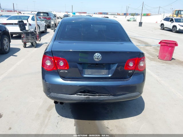 2005 Volkswagen Jetta 2.5 მანქანა იყიდება აუქციონზე, vin: 3VWSG71K65M645668, აუქციონის ნომერი: 45782846
