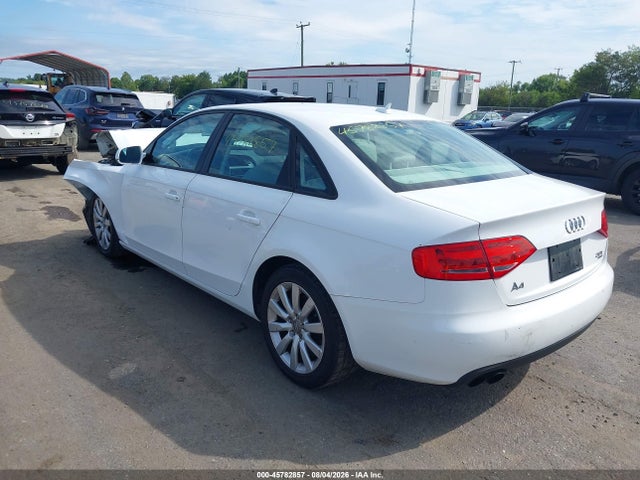 Продаж на аукціоні авто 2012 Audi A4 2.0t Premium, vin: WAUBFAFL5CN006122, номер лоту: 45782857