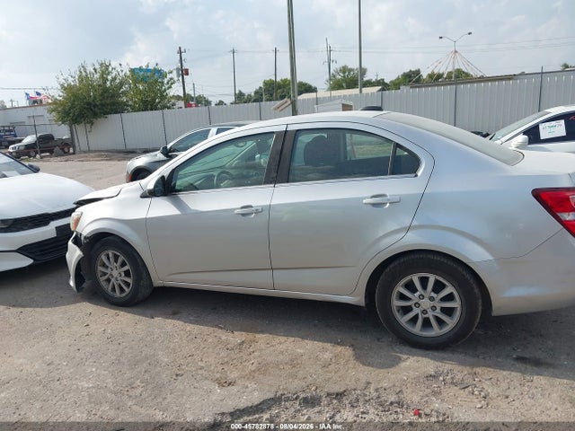 45782878 :رقم المزاد ، 1G1JD5SH1J4115508 vin ، 2018 Chevrolet Sonic Lt Auto مزاد بيع