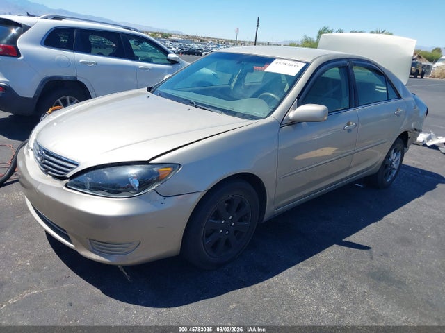 Продаж на аукціоні авто 2005 Toyota Camry Le, vin: 4T1BE32K55U057378, номер лоту: 45783035