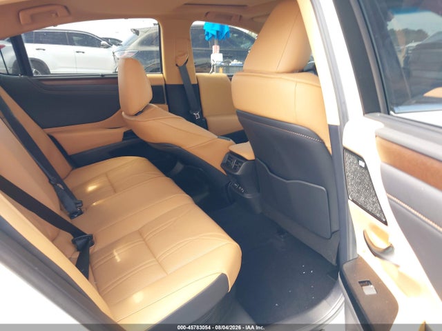 45783054 :رقم المزاد ، 58AFA1C11SU067272 vin ، 2025 Lexus Es 300h Ultra Luxury مزاد بيع