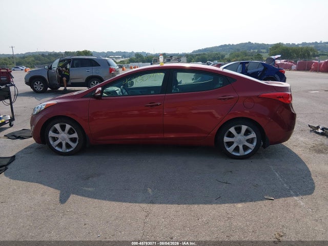 2013 Hyundai Elantra Limited მანქანა იყიდება აუქციონზე, vin: 5NPDH4AE6DH284934, აუქციონის ნომერი: 45783071