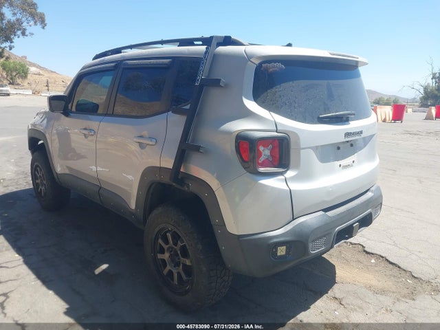 Jeep Renegade Latitude 2015 ZACCJBBT3FPC39137 Image 3
