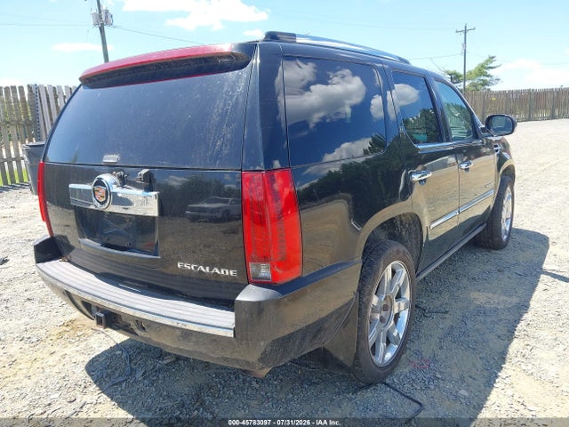 Продажа на аукционе авто 2007 Cadillac Escalade, vin: 1GYFK63817R421170, номер лота: 45783097