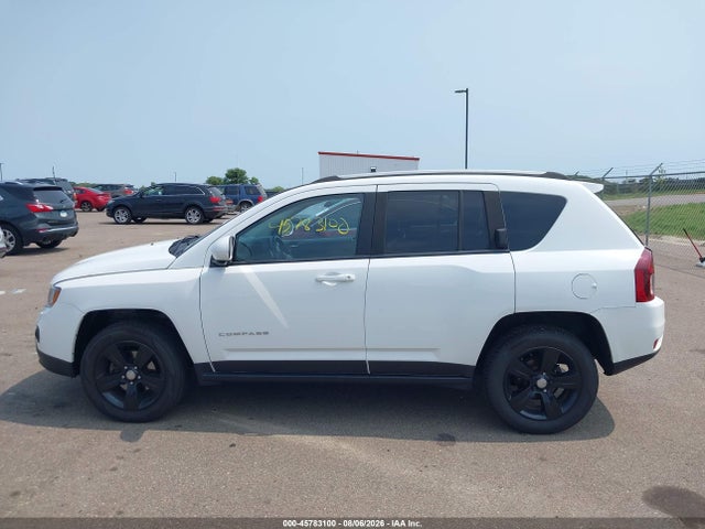 Продажа на аукционе авто 2017 Jeep Compass Latitude, vin: 1C4NJDEB0HD104738, номер лота: 45783100