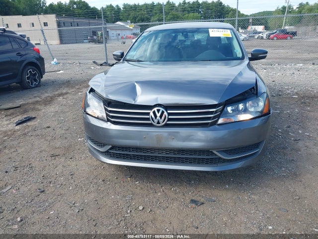 Aukcja sprzedaży 2015 Volkswagen Passat 1.8t S, vin: 1VWAT7A36FC026099, numer aukcji: 45783117
