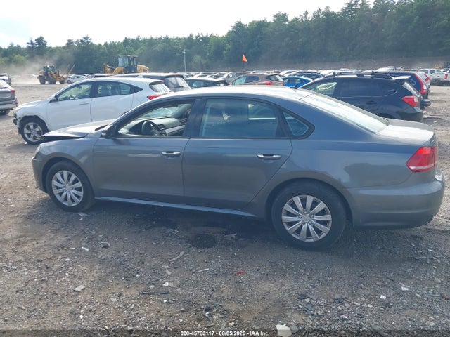 Aukcja sprzedaży 2015 Volkswagen Passat 1.8t S, vin: 1VWAT7A36FC026099, numer aukcji: 45783117