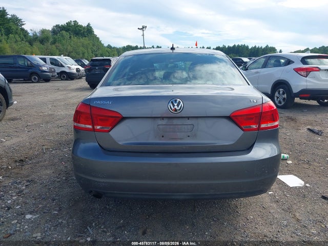 Aukcja sprzedaży 2015 Volkswagen Passat 1.8t S, vin: 1VWAT7A36FC026099, numer aukcji: 45783117