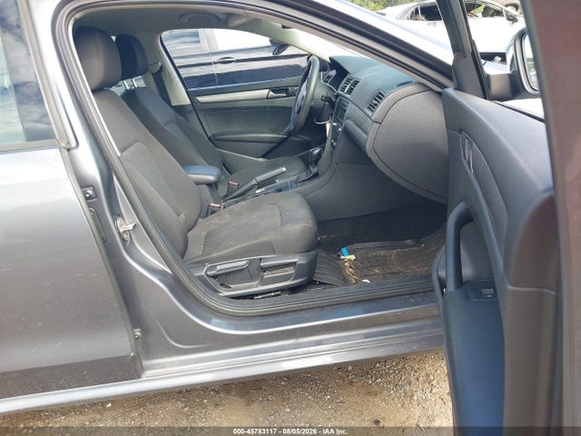 Aukcja sprzedaży 2015 Volkswagen Passat 1.8t S, vin: 1VWAT7A36FC026099, numer aukcji: 45783117
