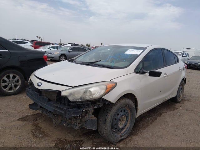 45783136 :رقم المزاد ، KNAFK4A61F5339115 vin ، 2015 Kia Forte Lx مزاد بيع