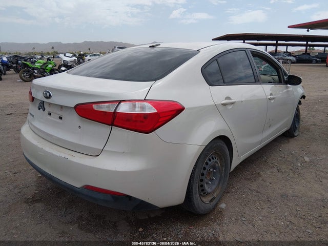 45783136 :رقم المزاد ، KNAFK4A61F5339115 vin ، 2015 Kia Forte Lx مزاد بيع