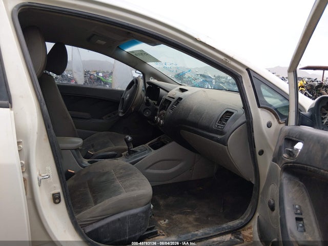 45783136 :رقم المزاد ، KNAFK4A61F5339115 vin ، 2015 Kia Forte Lx مزاد بيع