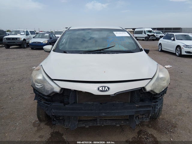 45783136 :رقم المزاد ، KNAFK4A61F5339115 vin ، 2015 Kia Forte Lx مزاد بيع