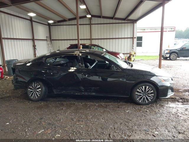 1N4BL4DV8PN311403 Nissan Altima Sv Fwd