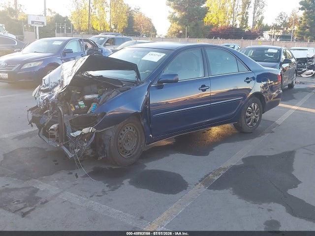 2005 Toyota Camry Le მანქანა იყიდება აუქციონზე, vin: 4T1BE32K15U097649, აუქციონის ნომერი: 45783158