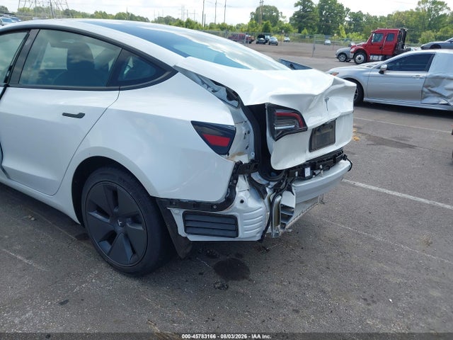 Продажа на аукционе авто 2023 Tesla Model 3 Rear-wheel Drive, vin: 5YJ3E1EA2PF465249, номер лота: 45783166