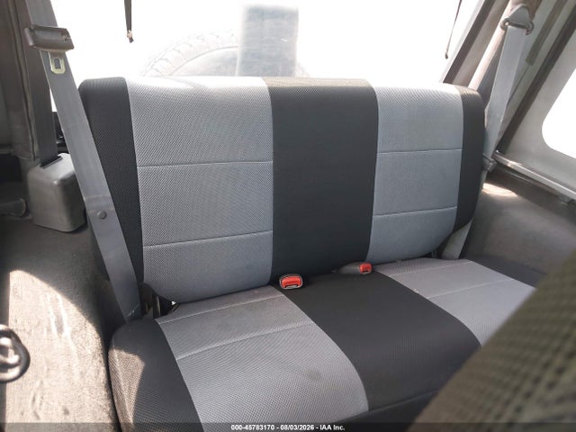 2000 Jeep Wrangler Se მანქანა იყიდება აუქციონზე, vin: 1J4FA29P1YP775164, აუქციონის ნომერი: 45783170
