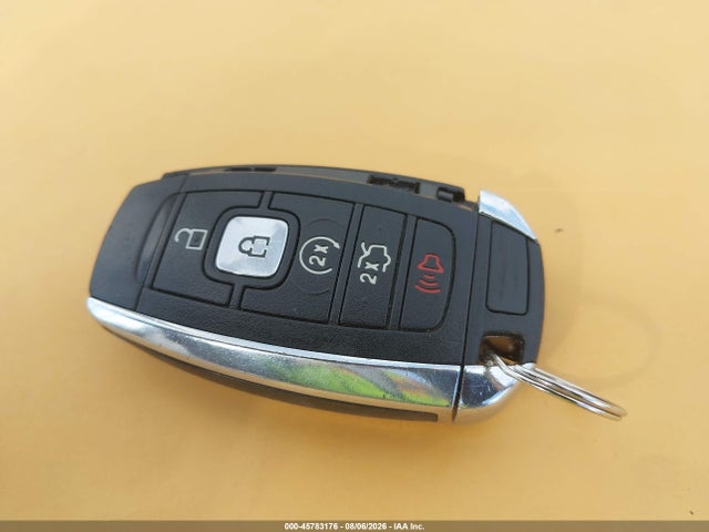 Продажа на аукционе авто 2019 Lincoln Nautilus Reserve, vin: 2LMPJ6L90KBL56412, номер лота: 45783176