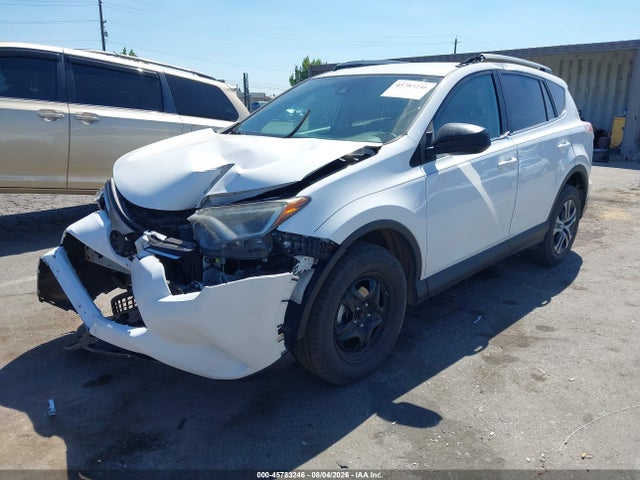Toyota RAV4 LE 2018 2T3BFREV4JW790609 Image 2