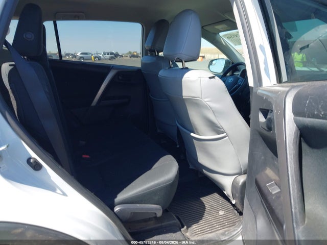 Toyota RAV4 LE 2018 2T3BFREV4JW790609 Image 8