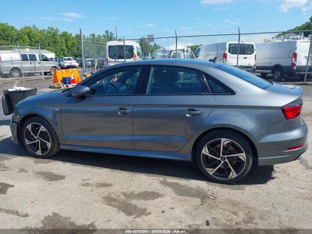 Aukcja sprzedaży 2020 Audi A3 Premium 45 Tfsi S Line Quattro S Tronic, vin: WAUBEGFF1LA102630, numer aukcji: 45783301