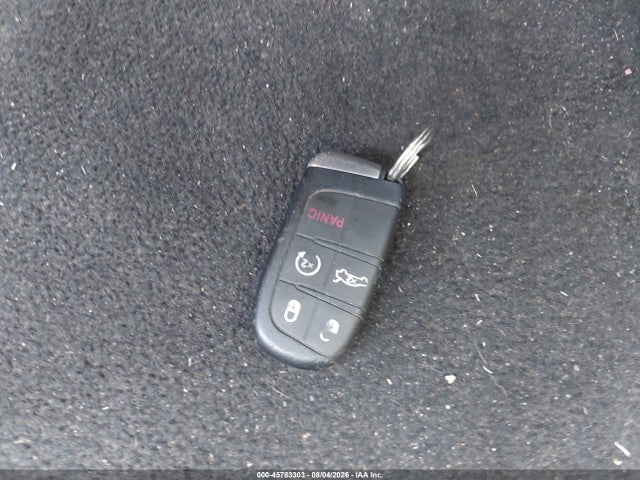 Продаж на аукціоні авто 2016 Chrysler 200 C, vin: 1C3CCCEG4GN135818, номер лоту: 45783303