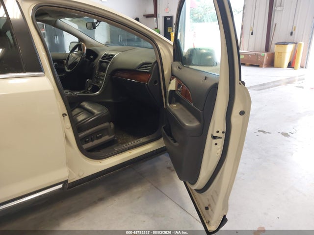 45783337 :رقم المزاد ، 2LMDJ6JK3EBL19951 vin ، 2014 Lincoln Mkx مزاد بيع