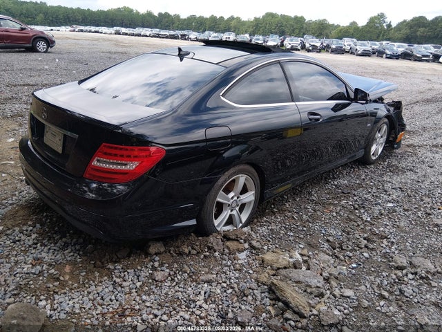 Продаж на аукціоні авто 2012 Mercedes-benz C 250, vin: WDDGJ4HB3CF924173, номер лоту: 45783338