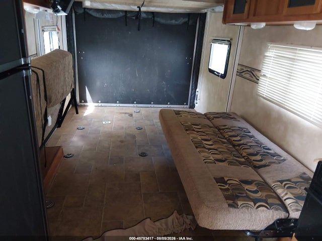 Продаж на аукціоні авто 2011 Forest River ., vin: 5ZT2FERBXBA004738, номер лоту: 45783417