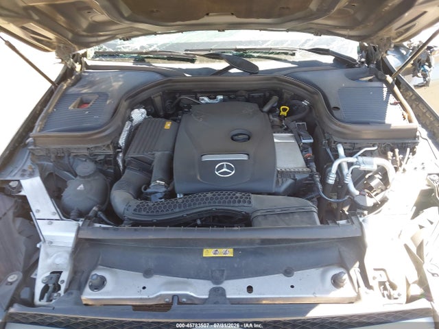 WDC0G4JB1JV023773 Mercedes-Benz GLC 300