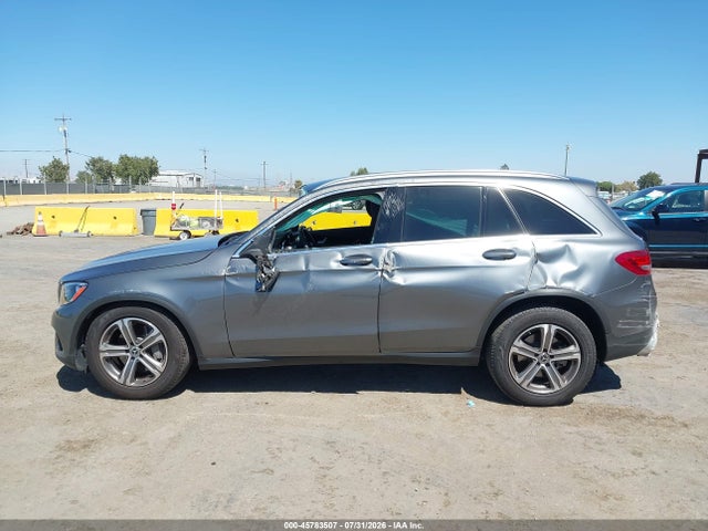 WDC0G4JB1JV023773 Mercedes-Benz GLC 300