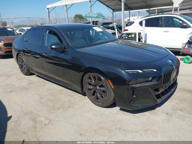 BMW 760i Xdrive 2024 WBA33EJ07RCR21222 main image