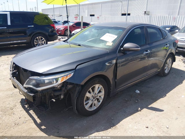 KIA Optima Lx 2018 KNAGT4L38J5232544 Image 2