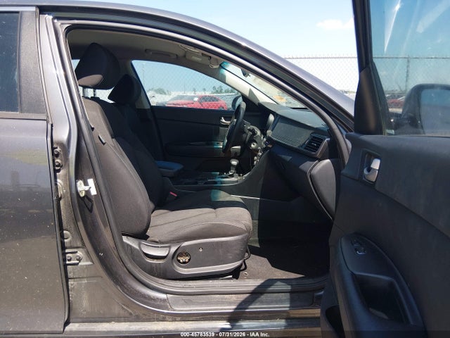 KIA Optima Lx 2018 KNAGT4L38J5232544 Image 5