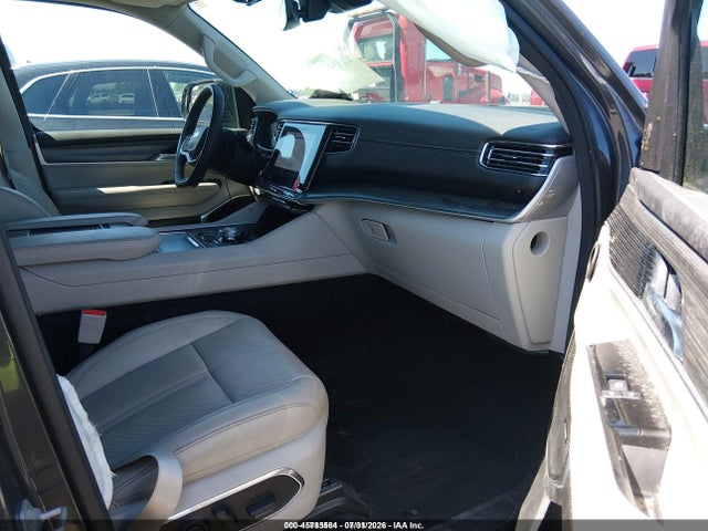 Продажа на аукционе авто 2023 Jeep Wagoneer Series Ii 4x2, vin: 1C4SJUBP1PS530774, номер лота: 45783564