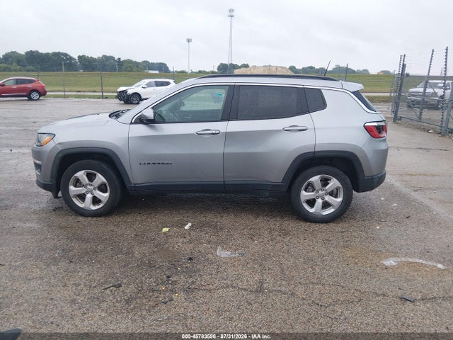 45783598 :رقم المزاد ، 3C4NJDBB2LT107308 vin ، 2020 Jeep Compass Latitude 4x4 مزاد بيع