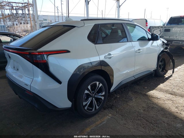 Toyota BZ4X XLE 2024 JTMABACA2RA054884 Image 4
