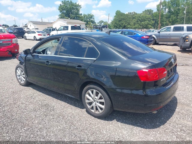 2014 Volkswagen Jetta 1.8t Se მანქანა იყიდება აუქციონზე, vin: 3VWD17AJ7EM277373, აუქციონის ნომერი: 45783657