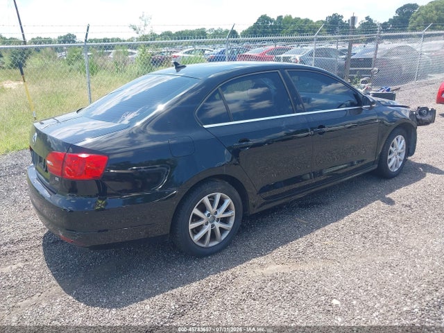 2014 Volkswagen Jetta 1.8t Se მანქანა იყიდება აუქციონზე, vin: 3VWD17AJ7EM277373, აუქციონის ნომერი: 45783657