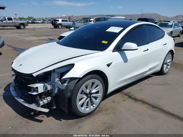 Tesla Model 3 Long Range Dual Motor All-wheel Drive 2022 5YJ3E1EB3NF111875 Image 2